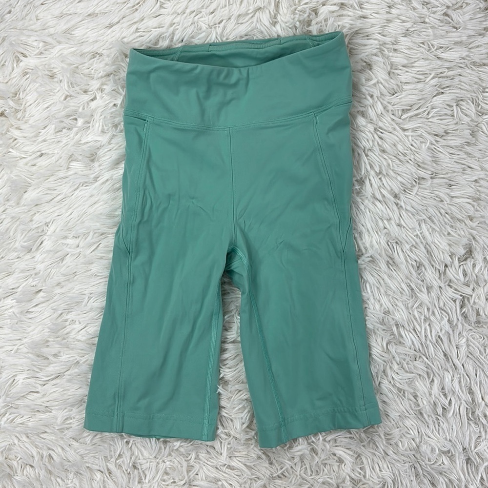 Lululemon On Pace Short *10" Washed Marsh